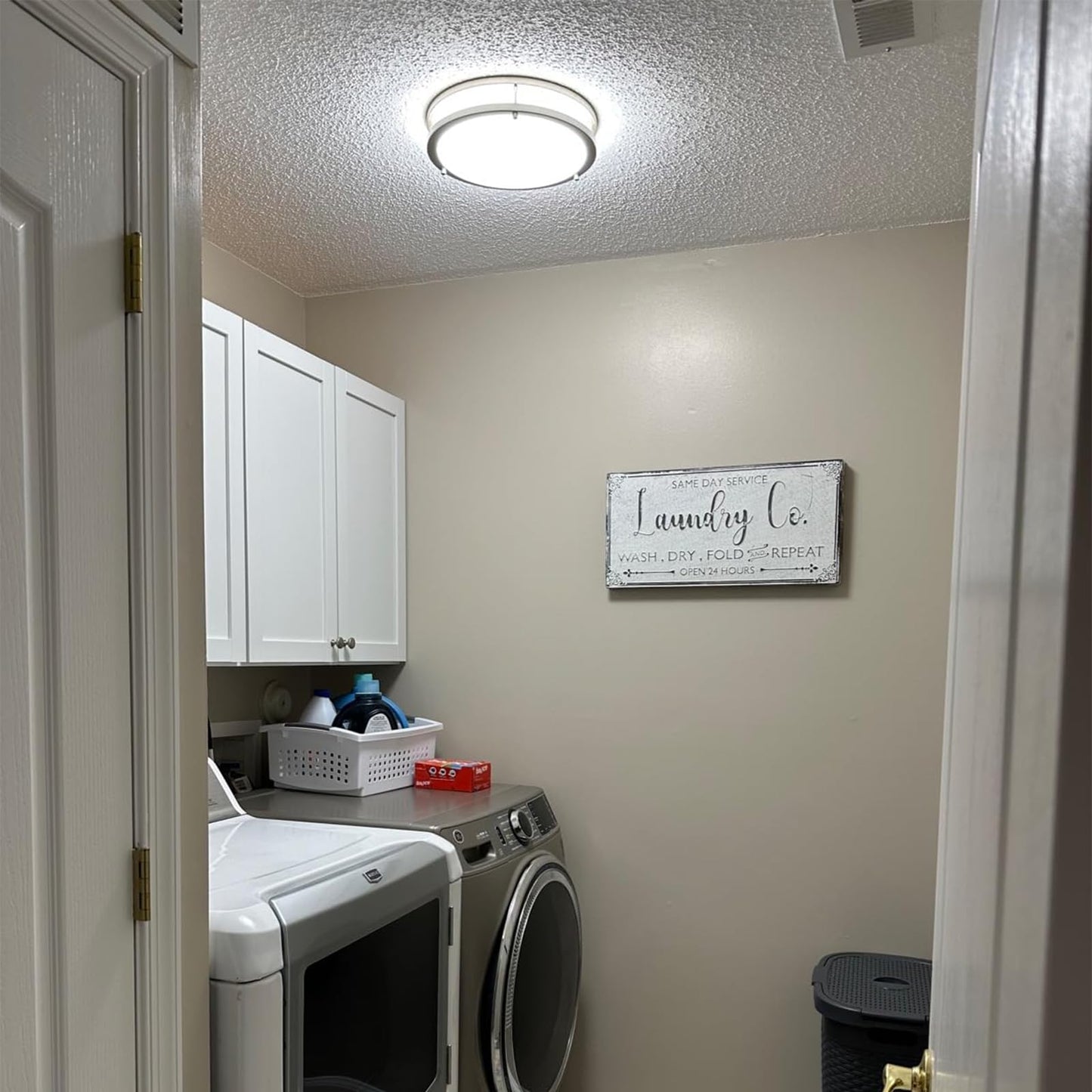 Vrbgify 13 Inch LED Flush Mount Ceiling Light 24W Dimmable 3000K to 6000K Adjustable Color Temperature Remote Control Hardwired 1 Piece